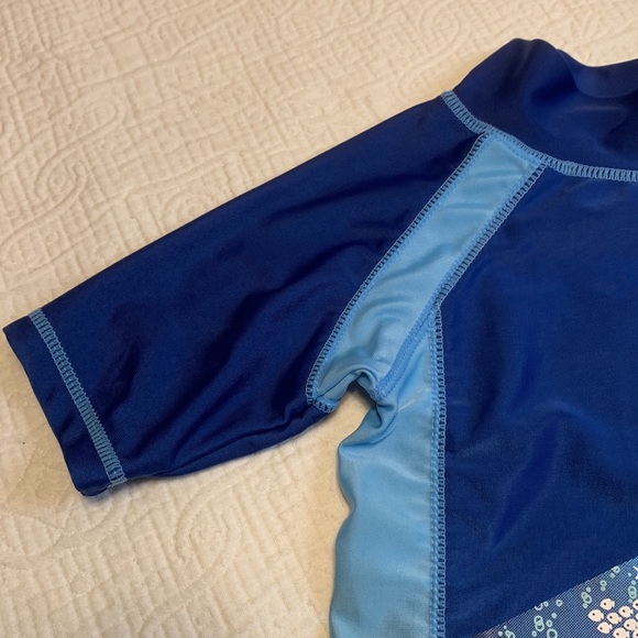 12-18m (4/$20) UV Skinz Submarine Rashguard Swim Top - Picture 3 of 12